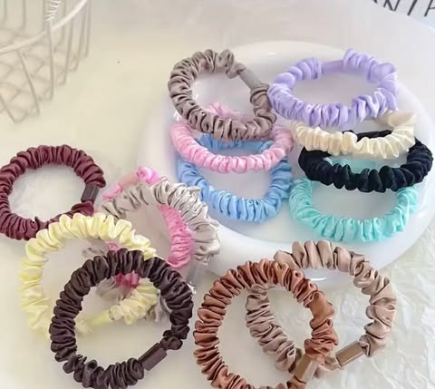 Zestaw 10 sztuk gumek do włosów typu scrunchie – modne i wygodne